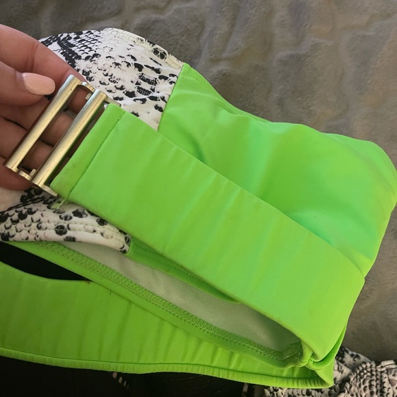 SHEIN swimsuit - Picture 4 of 5